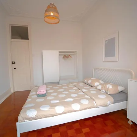 On Calcada Do Combro, Location Accommodatie bij particulieren *