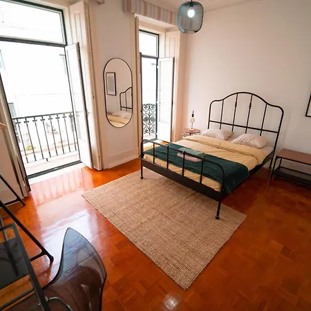 On Calcada Do Combro, Location Homestay szállás