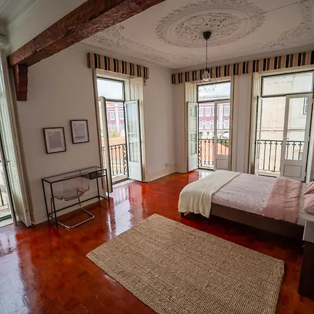 On Calcada Do Combro, Location Homestay szállás